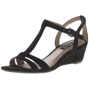 NWOT ECCO Rivas 45 Black Nubuck Sandal Size 7